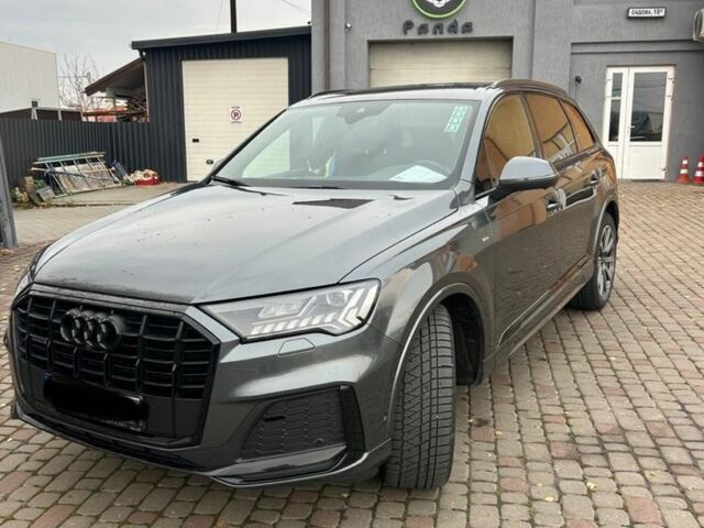 Сірий Ауді Ку 7, об'ємом двигуна 3 л та пробігом 70 тис. км за 72000 $, фото 1 на Automoto.ua