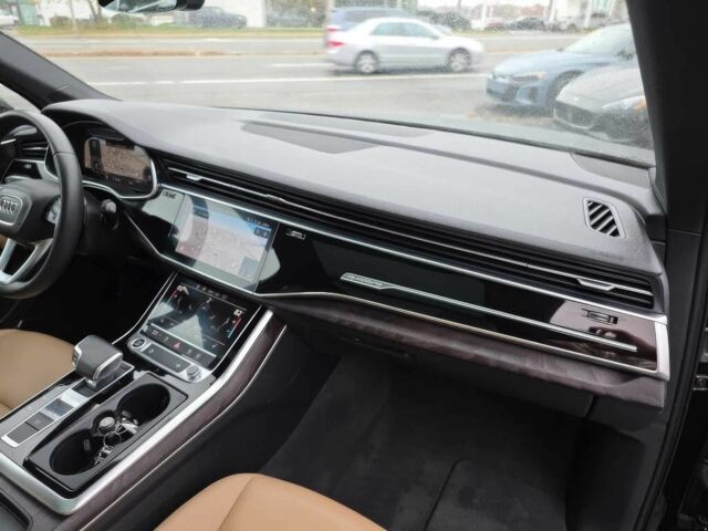 Сірий Ауді Ку 7, об'ємом двигуна 2 л та пробігом 26 тис. км за 33000 $, фото 8 на Automoto.ua