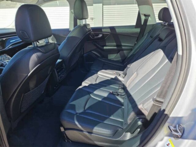 Ауди Ку 7 2022 в Киеве на Automoto.ua Серый Ауди Ку 7, объемом двигателя 3 л и пробегом 16 тыс. км за 24750 $, фото 7 на Automoto.ua