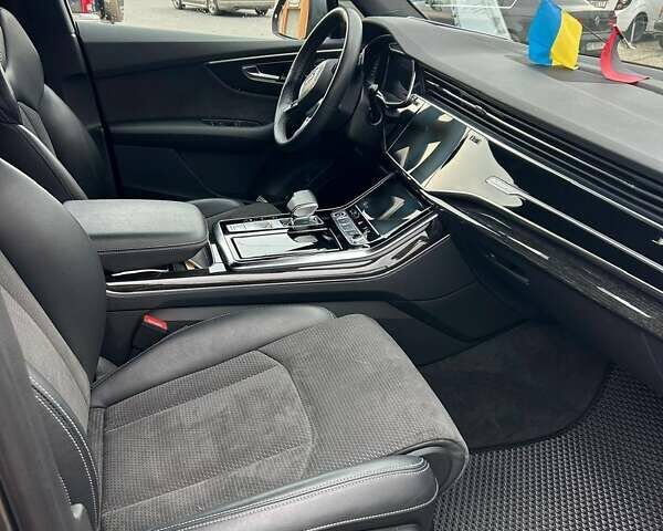 Сірий Ауді Ку 7, об'ємом двигуна 2.97 л та пробігом 70 тис. км за 72000 $, фото 2 на Automoto.ua