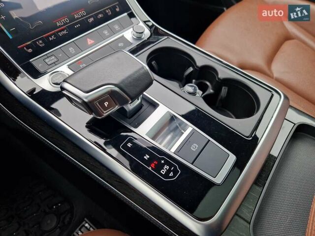 Сірий Ауді Ку 7, об'ємом двигуна 3 л та пробігом 49 тис. км за 62000 $, фото 26 на Automoto.ua