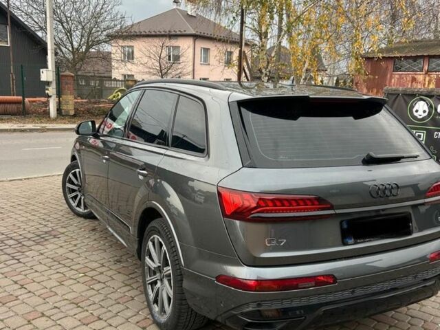 Сірий Ауді Ку 7, об'ємом двигуна 3 л та пробігом 70 тис. км за 72000 $, фото 4 на Automoto.ua