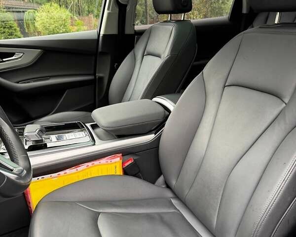 Сірий Ауді Ку 7, об'ємом двигуна 2.97 л та пробігом 86 тис. км за 63900 $, фото 10 на Automoto.ua