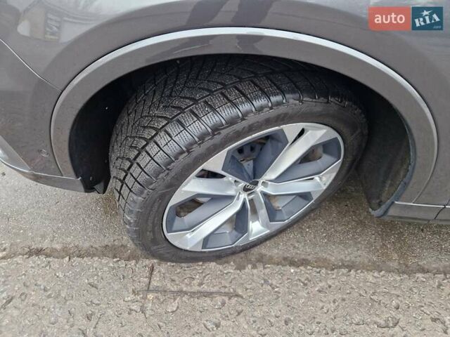 Сірий Ауді Ку 7, об'ємом двигуна 3 л та пробігом 49 тис. км за 62000 $, фото 9 на Automoto.ua