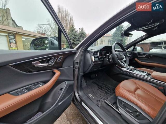 Сірий Ауді Ку 7, об'ємом двигуна 3 л та пробігом 49 тис. км за 62000 $, фото 13 на Automoto.ua