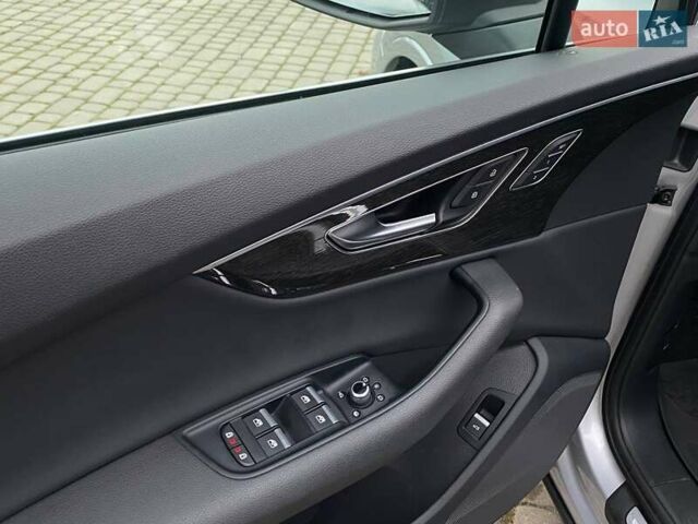 Сірий Ауді Ку 7, об'ємом двигуна 1.98 л та пробігом 54 тис. км за 39500 $, фото 13 на Automoto.ua