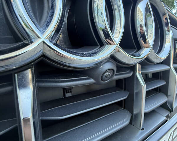 Серый Ауди Ку 7, объемом двигателя 3 л и пробегом 15 тыс. км за 60500 $, фото 37 на Automoto.ua