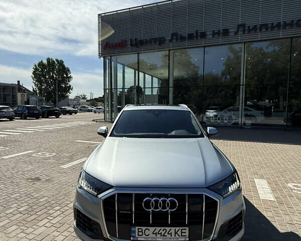 Серый Ауди Ку 7, объемом двигателя 3 л и пробегом 15 тыс. км за 60500 $, фото 3 на Automoto.ua