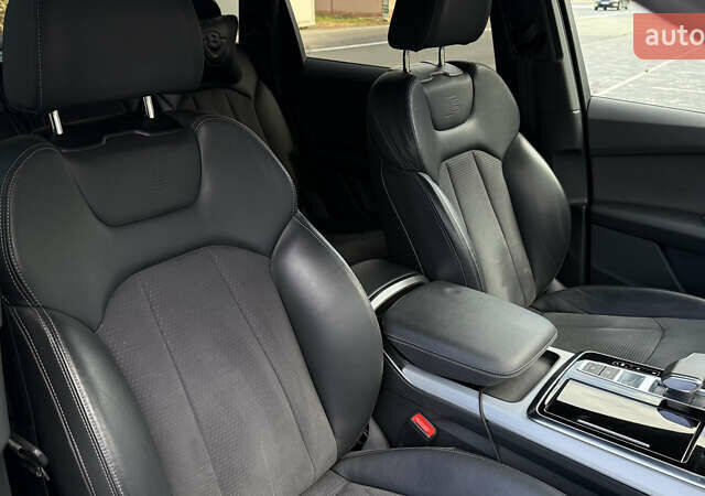 Серый Ауди Ку 7, объемом двигателя 2.97 л и пробегом 54 тыс. км за 82000 $, фото 21 на Automoto.ua