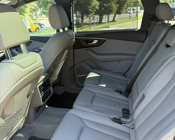 Серый Ауди Ку 7, объемом двигателя 3 л и пробегом 15 тыс. км за 60500 $, фото 16 на Automoto.ua