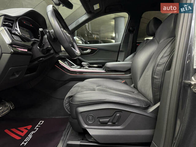 Серый Ауди Ку 7, объемом двигателя 2.97 л и пробегом 32 тыс. км за 81500 $, фото 21 на Automoto.ua