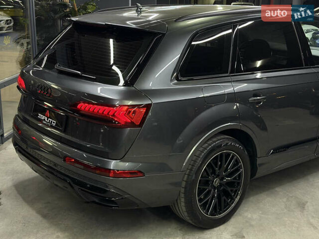 Серый Ауди Ку 7, объемом двигателя 2.97 л и пробегом 32 тыс. км за 81500 $, фото 15 на Automoto.ua