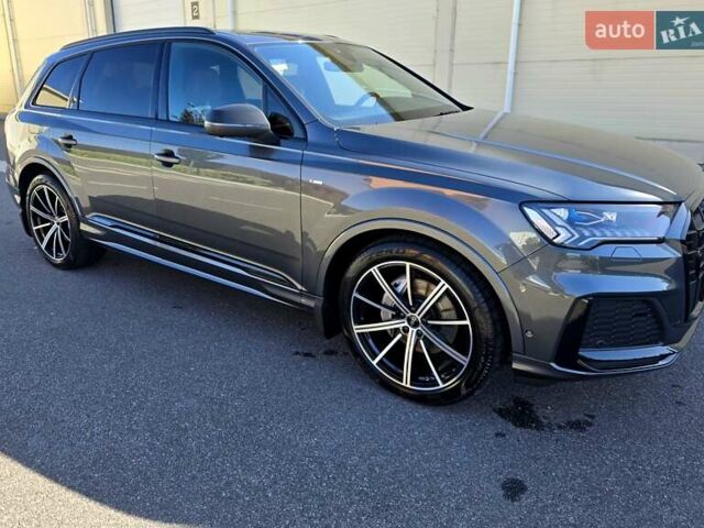 Ауди Ку 7 2023 в Виннице на Automoto.ua Серый Ауди Ку 7, объемом двигателя 2.97 л и пробегом 49 тыс. км за 99700 $, фото 8 на Automoto.ua