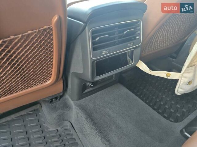 Ауди Ку 7 2023 в Виннице на Automoto.ua Серый Ауди Ку 7, объемом двигателя 2.97 л и пробегом 49 тыс. км за 99700 $, фото 26 на Automoto.ua