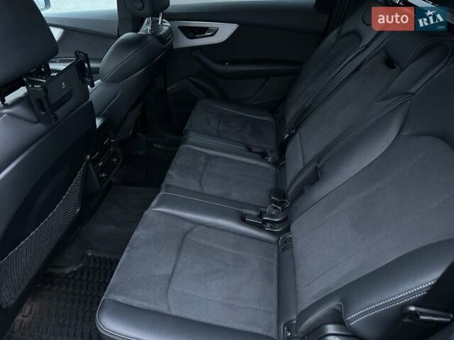 Сірий Ауді Ку 7, об'ємом двигуна 2.97 л та пробігом 30 тис. км за 87000 $, фото 31 на Automoto.ua