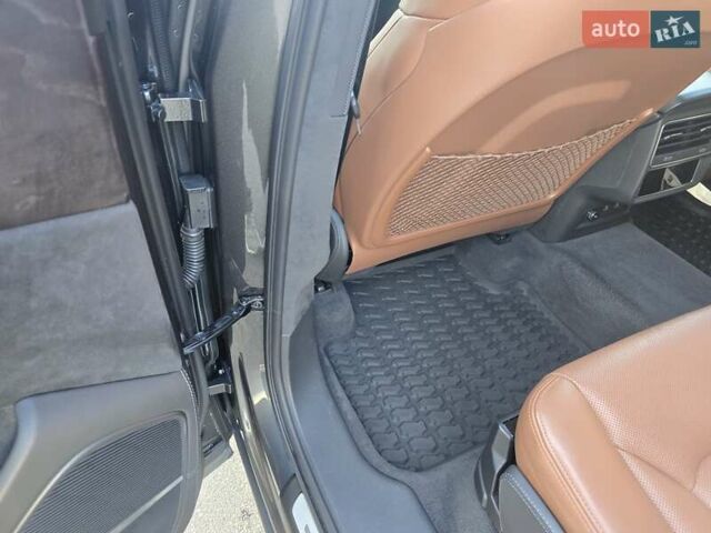 Ауди Ку 7 2023 в Виннице на Automoto.ua Серый Ауди Ку 7, объемом двигателя 2.97 л и пробегом 49 тыс. км за 99700 $, фото 28 на Automoto.ua