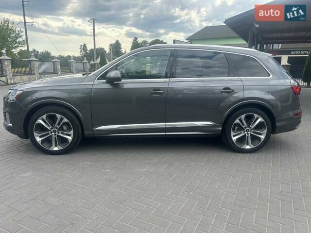 Серый Ауди Ку 7, объемом двигателя 3 л и пробегом 8 тыс. км за 62700 $, фото 43 на Automoto.ua