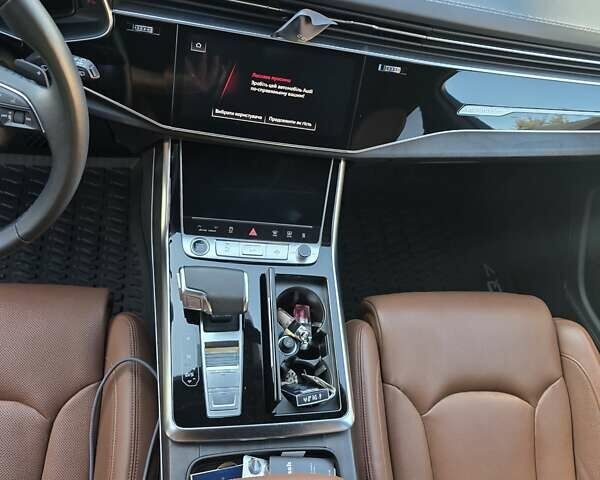 Ауди Ку 7 2023 в Виннице на Automoto.ua Серый Ауди Ку 7, объемом двигателя 2.97 л и пробегом 49 тыс. км за 99700 $, фото 24 на Automoto.ua