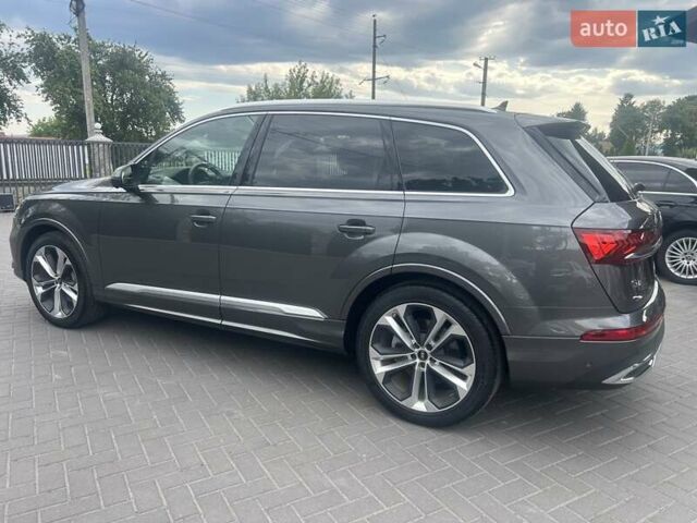Серый Ауди Ку 7, объемом двигателя 3 л и пробегом 8 тыс. км за 62700 $, фото 44 на Automoto.ua