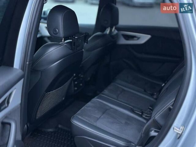 Сірий Ауді Ку 7, об'ємом двигуна 2.97 л та пробігом 30 тис. км за 87000 $, фото 30 на Automoto.ua