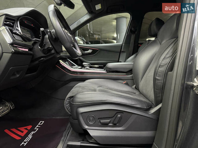 Серый Ауди Ку 7, объемом двигателя 2.97 л и пробегом 32 тыс. км за 81500 $, фото 20 на Automoto.ua