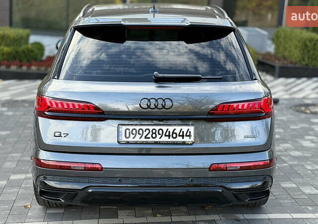 Серый Ауди Ку 7, объемом двигателя 2.97 л и пробегом 54 тыс. км за 82000 $, фото 9 на Automoto.ua