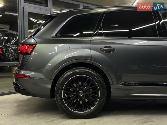 Серый Ауди Ку 7, объемом двигателя 2.97 л и пробегом 32 тыс. км за 81500 $, фото 17 на Automoto.ua