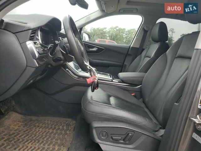 Серый Ауди Ку 7, объемом двигателя 1.98 л и пробегом 106 тыс. км за 25900 $, фото 6 на Automoto.ua