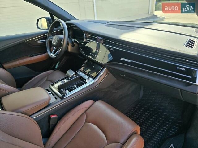 Ауди Ку 7 2023 в Виннице на Automoto.ua Серый Ауди Ку 7, объемом двигателя 2.97 л и пробегом 49 тыс. км за 99700 $, фото 38 на Automoto.ua