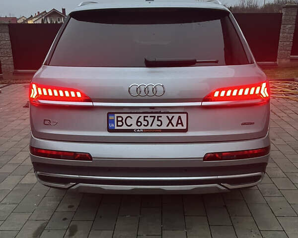 Серый Ауди Ку 7, объемом двигателя 1.98 л и пробегом 38 тыс. км за 50999 $, фото 1 на Automoto.ua