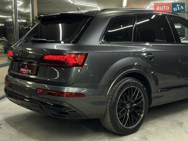 Серый Ауди Ку 7, объемом двигателя 2.97 л и пробегом 32 тыс. км за 81500 $, фото 16 на Automoto.ua