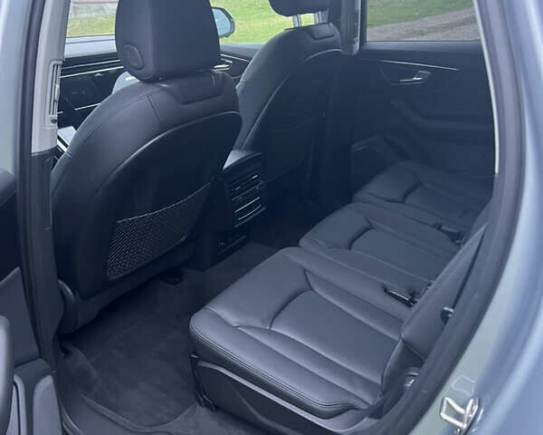 Серый Ауди Ку 7, объемом двигателя 1.98 л и пробегом 38 тыс. км за 50999 $, фото 9 на Automoto.ua