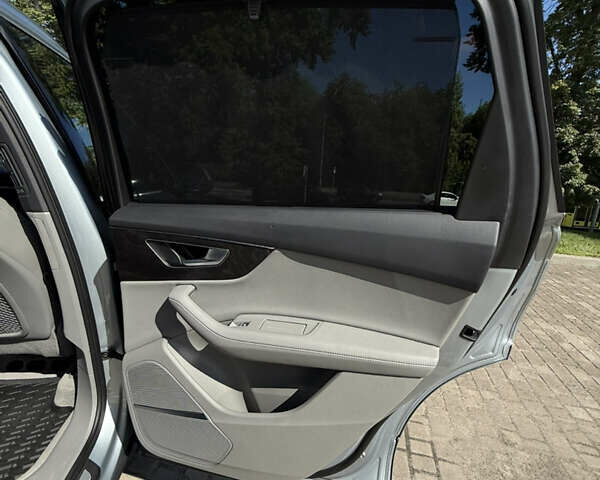 Серый Ауди Ку 7, объемом двигателя 3 л и пробегом 15 тыс. км за 60500 $, фото 13 на Automoto.ua