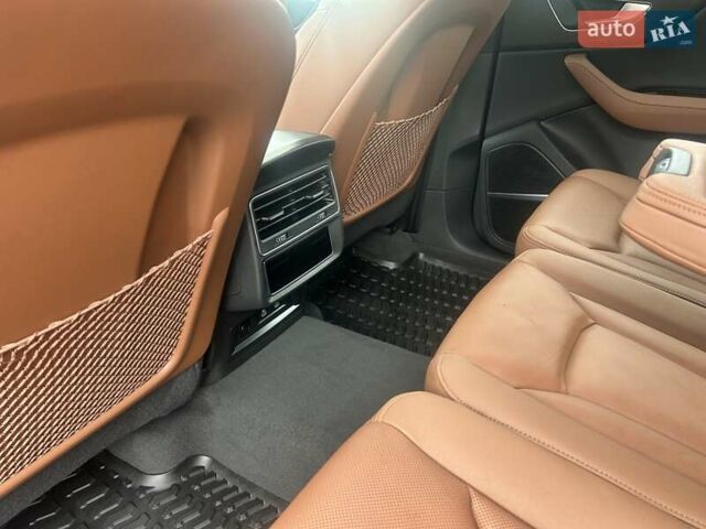 Серый Ауди Ку 7, объемом двигателя 3 л и пробегом 8 тыс. км за 62700 $, фото 18 на Automoto.ua