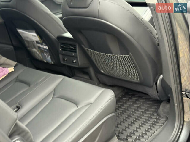 Серый Ауди Ку 7, объемом двигателя 2.97 л и пробегом 13 тыс. км за 79999 $, фото 50 на Automoto.ua