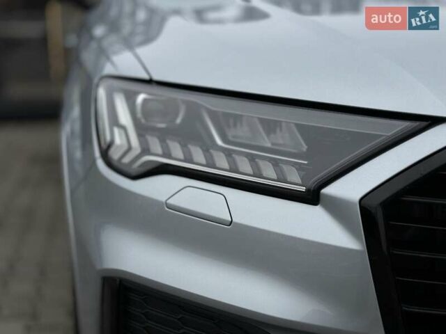 Сірий Ауді Ку 7, об'ємом двигуна 2.97 л та пробігом 30 тис. км за 87000 $, фото 4 на Automoto.ua