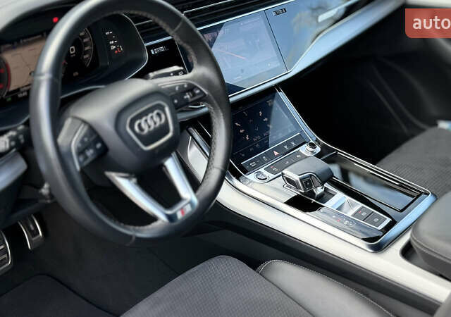 Серый Ауди Ку 7, объемом двигателя 2.97 л и пробегом 54 тыс. км за 82000 $, фото 14 на Automoto.ua