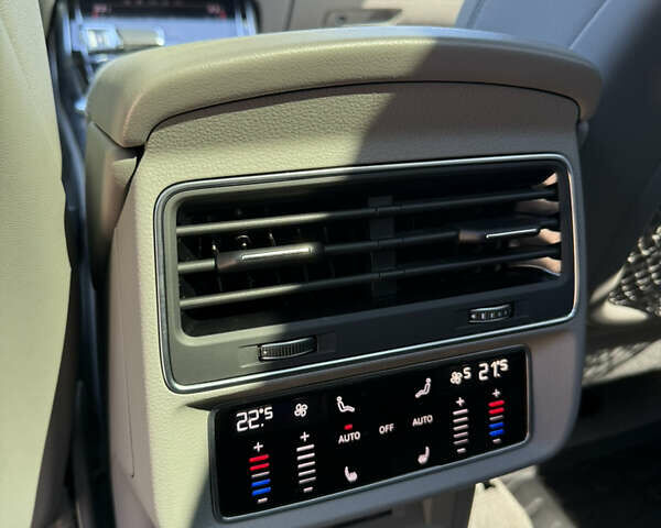 Серый Ауди Ку 7, объемом двигателя 3 л и пробегом 15 тыс. км за 60500 $, фото 21 на Automoto.ua