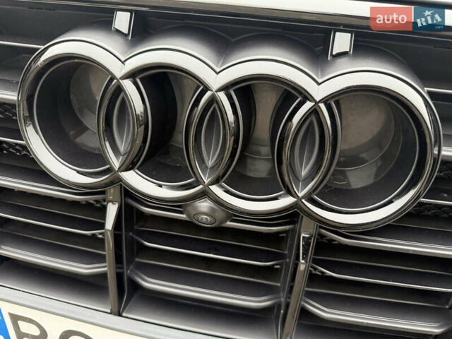 Серый Ауди Ку 7, объемом двигателя 2.97 л и пробегом 70 тыс. км за 84000 $, фото 5 на Automoto.ua