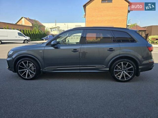 Ауди Ку 7 2023 в Виннице на Automoto.ua Серый Ауди Ку 7, объемом двигателя 2.97 л и пробегом 49 тыс. км за 99700 $, фото 3 на Automoto.ua