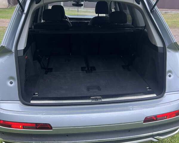 Серый Ауди Ку 7, объемом двигателя 1.98 л и пробегом 38 тыс. км за 50999 $, фото 11 на Automoto.ua