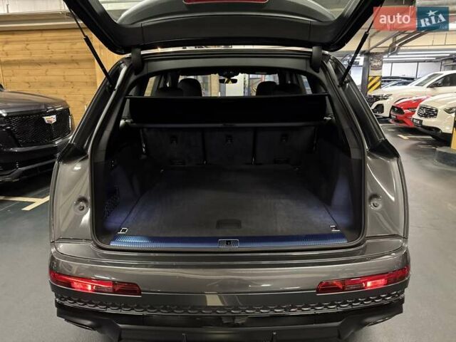 Серый Ауди Ку 7, объемом двигателя 2.97 л и пробегом 1 тыс. км за 102999 $, фото 29 на Automoto.ua