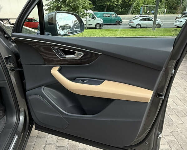 Серый Ауди Ку 7, объемом двигателя 3 л и пробегом 4 тыс. км за 66000 $, фото 19 на Automoto.ua
