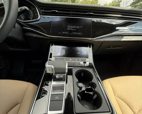 Ауди Ку 7 2024 в Львове на Automoto.ua Серый Ауди Ку 7, объемом двигателя 3 л и пробегом 4 тыс. км за 68500 $, фото 31 на Automoto.ua