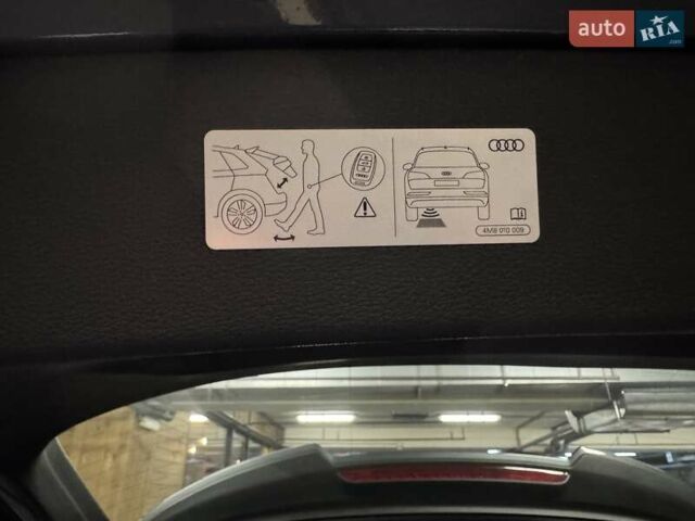 Серый Ауди Ку 7, объемом двигателя 2.97 л и пробегом 1 тыс. км за 102999 $, фото 30 на Automoto.ua