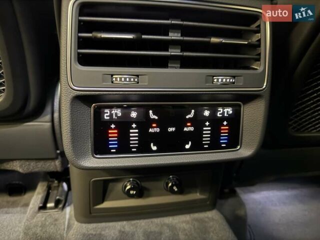 Серый Ауди Ку 7, объемом двигателя 2.97 л и пробегом 1 тыс. км за 102999 $, фото 18 на Automoto.ua