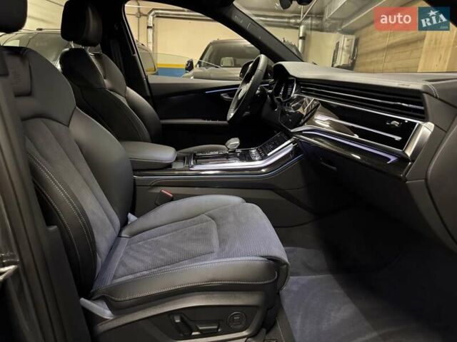 Серый Ауди Ку 7, объемом двигателя 2.97 л и пробегом 1 тыс. км за 102999 $, фото 24 на Automoto.ua