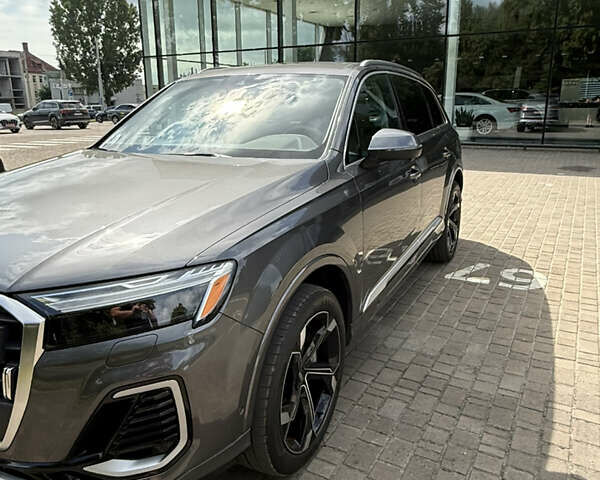 Серый Ауди Ку 7, объемом двигателя 3 л и пробегом 4 тыс. км за 66000 $, фото 7 на Automoto.ua