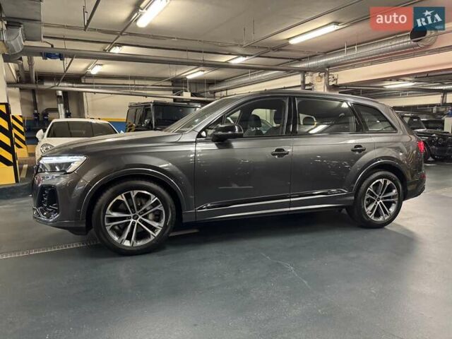 Серый Ауди Ку 7, объемом двигателя 2.97 л и пробегом 1 тыс. км за 102999 $, фото 4 на Automoto.ua