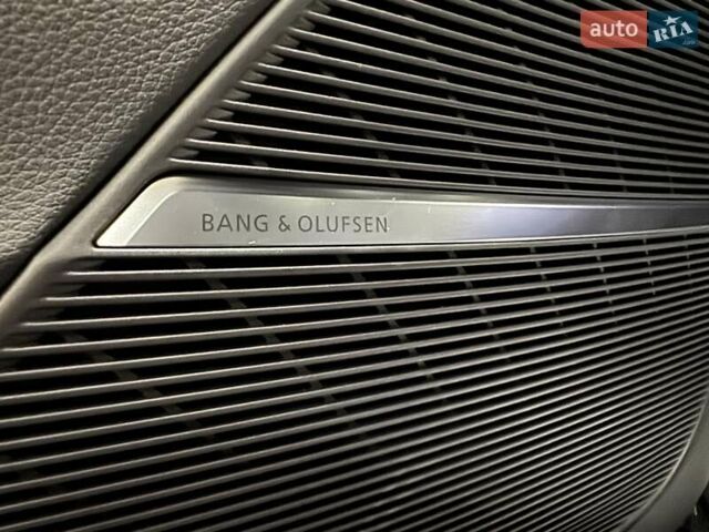 Серый Ауди Ку 7, объемом двигателя 2.97 л и пробегом 1 тыс. км за 102999 $, фото 20 на Automoto.ua